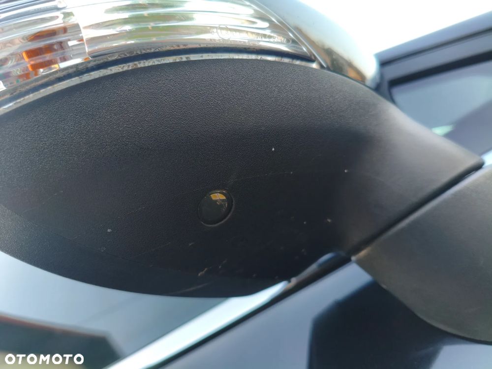 Ford Fiesta 1.6 TDCi DPF Titanium - 28