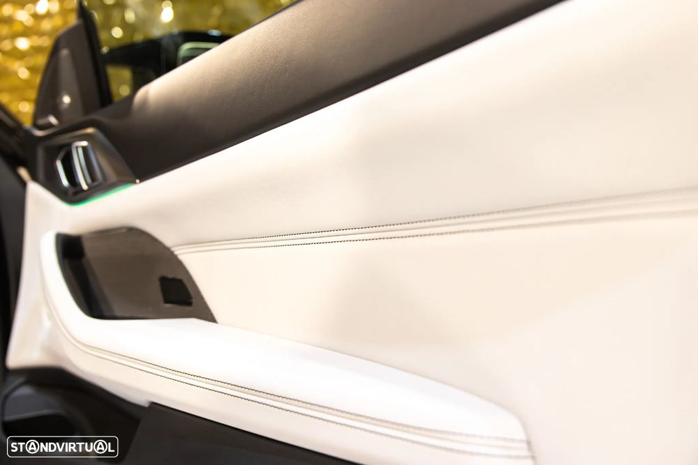 BMW M4 Competition - 35