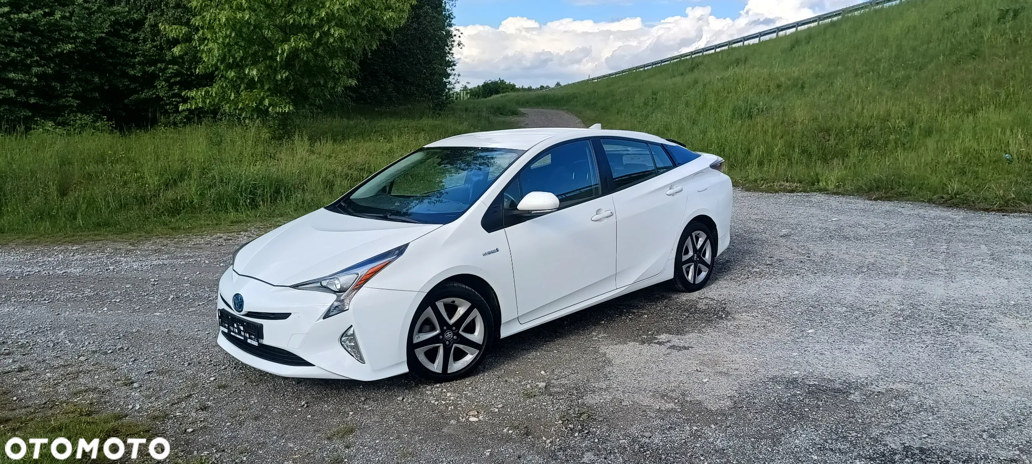 Toyota Prius 1.8 Hybrid Prestige - 14