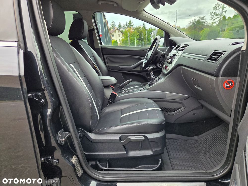 Ford Kuga 2.0 TDCi Titanium - 9