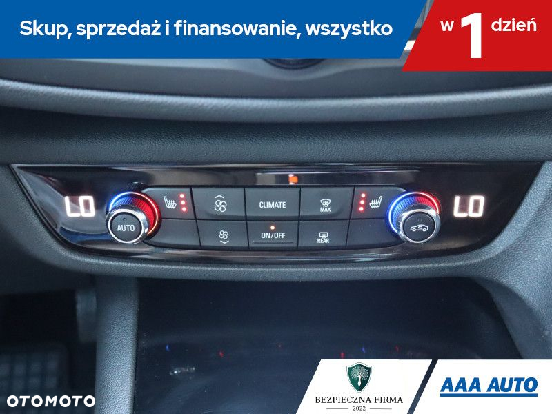Opel Insignia - 17