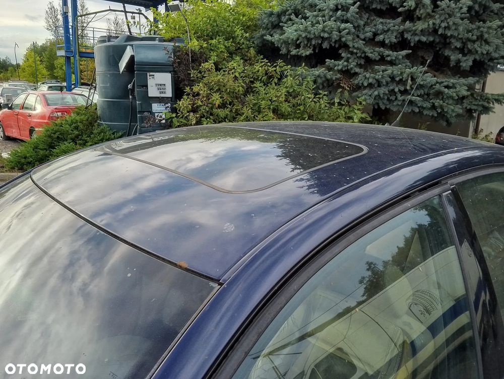 Volkswagen Passat B5 Przed Lift (97-00r.) 1.9 TDI 110KM. Silnik AFN Skrzynia DHF lakier LN5Y.Cały na części. GWARANCJA !!! Przód Tył Zestaw Komplet Drzwi Klapa Zderzak Błotnik Maska Grill Atrapa Szyba Pas Lampa Lusterko Boczki Fotel Kanapa Kokpit Deska Rozdzielcza Przełącznik Włącznik Sterownik Przewody Wiązka Instalacja Moduł Komputer Czujnik Listwa Pompa Alternator Wtryski Głowica Rozrusznik Kompresor Sprzęgło Dwumas Silnik Skrzynia ABS Klimatyzacji Paliwa Wspomagania Kolektor Turbina Przepustnica Zawór Chłodnica Koło Hak Belka Sanki Zawieszenie Mcpherson Półoś Amortyzator Wydech Tłumik Zacisk Most - 6