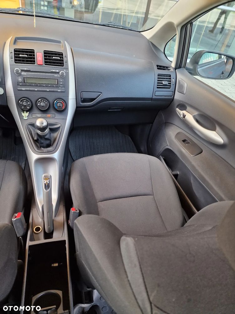 Toyota Auris 1.4 VVT-i Sol - 16