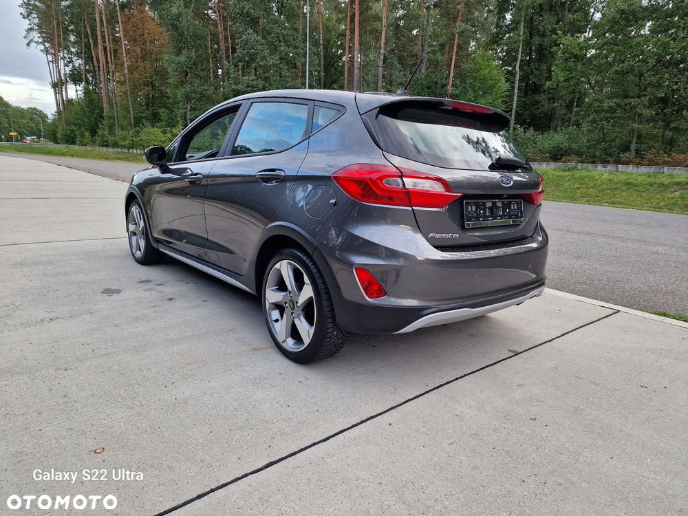 Ford Fiesta - 9