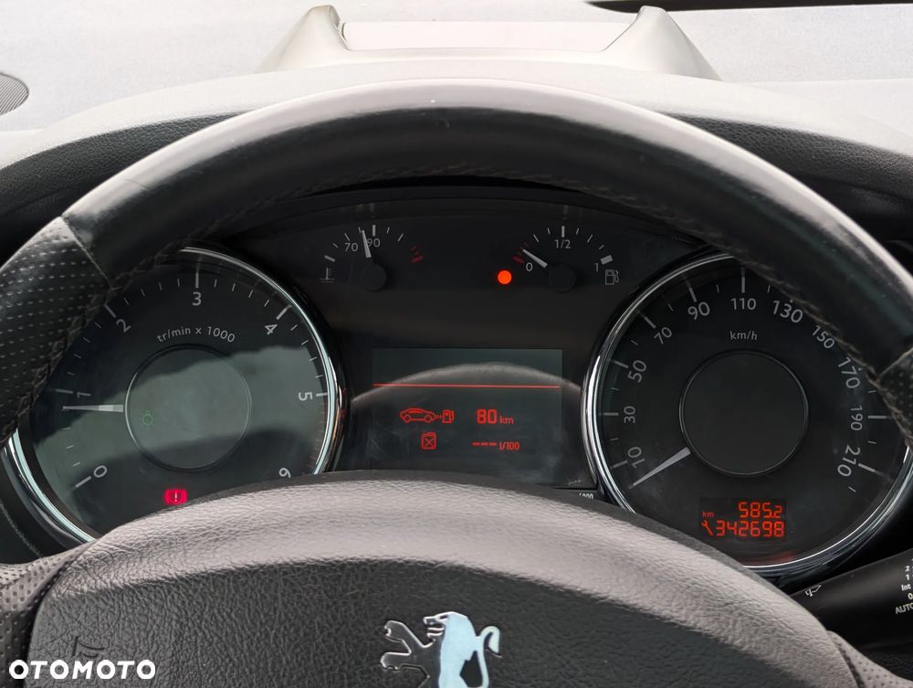Peugeot 3008 2.0 HDi Premium+ - 25