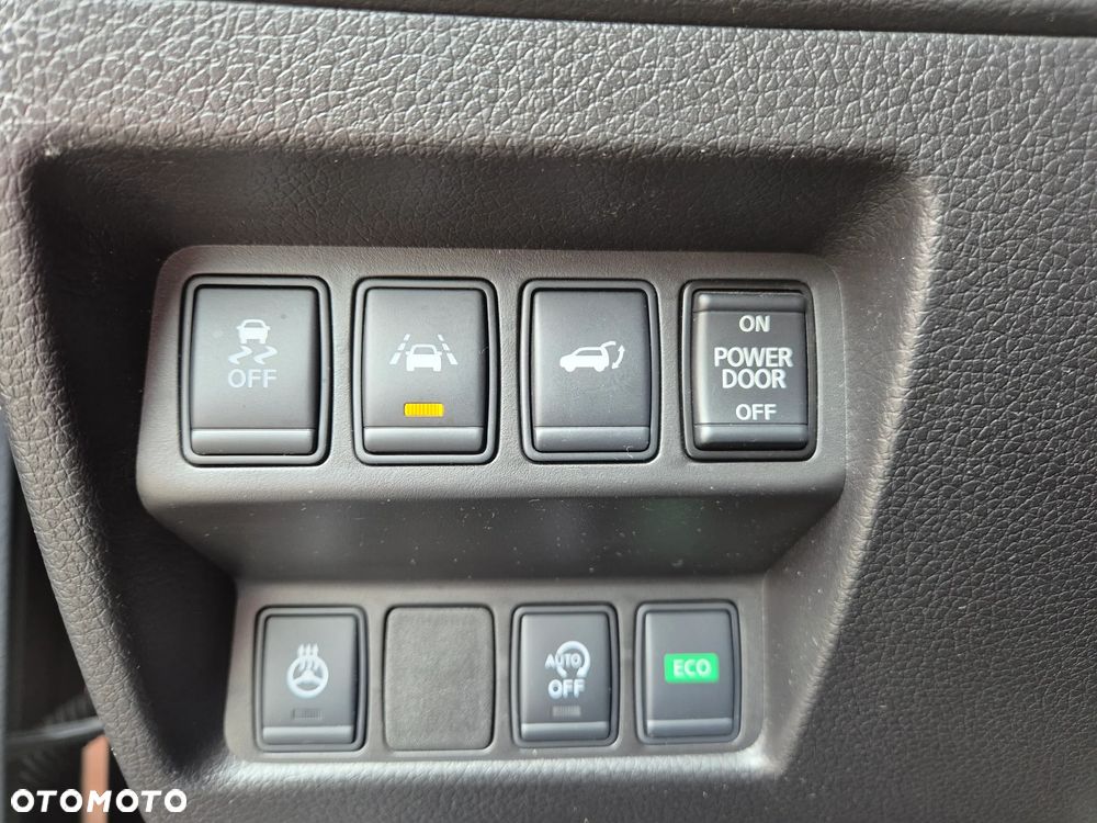 Nissan X-Trail 2.0 dCi Tekna Xtronic 2WD - 34