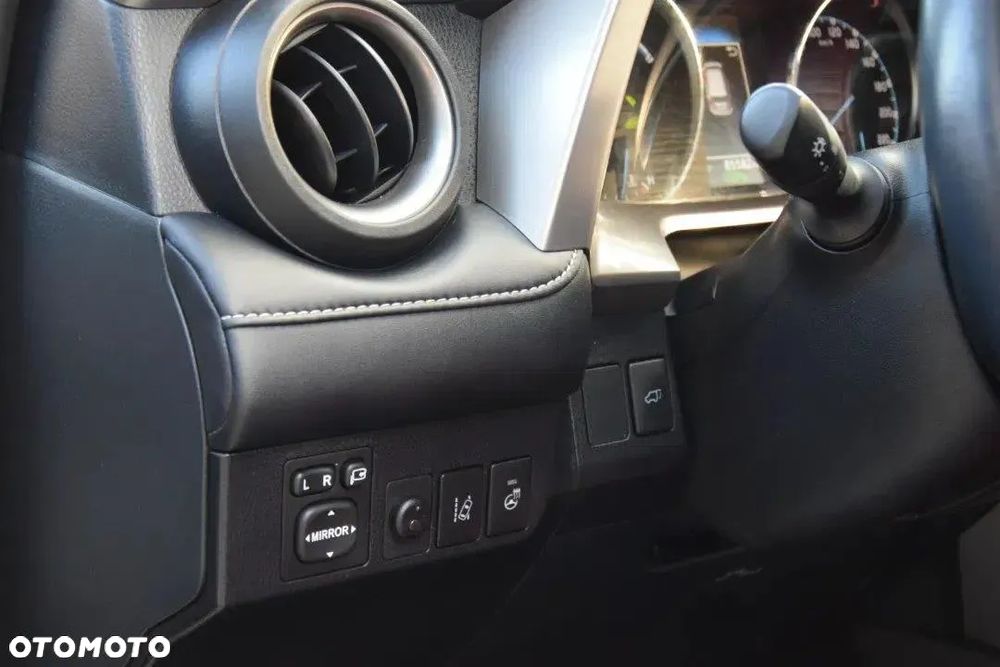 Toyota RAV4 Hybrid Selection 4x2 - 15