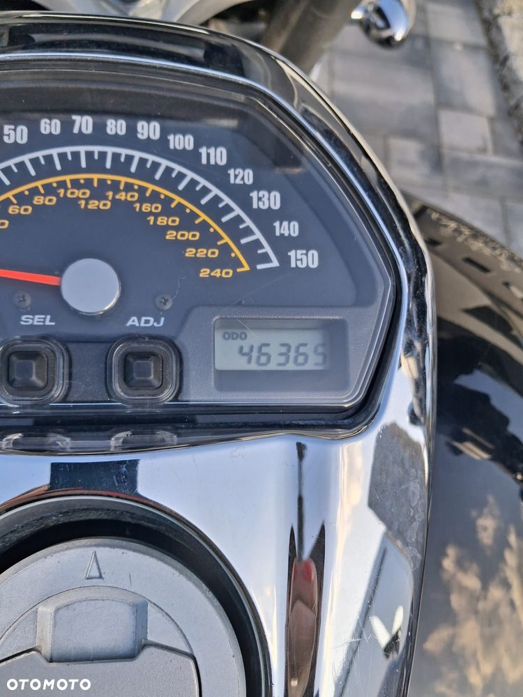 Suzuki Boulevard - 6