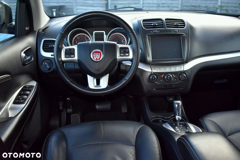 Fiat Freemont 2.0 Multijet 16V DPF Automatik Allrad Black Code - 26