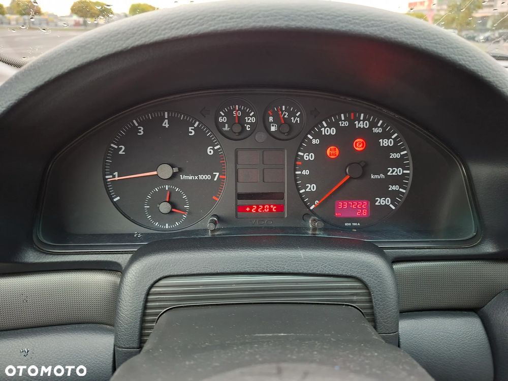 Audi A4 Avant 1.8T - 10