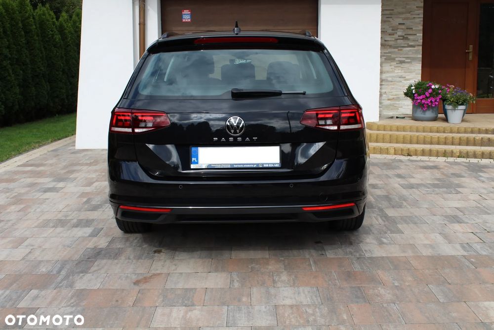 Volkswagen Passat 2.0 TSI Business DSG - 9