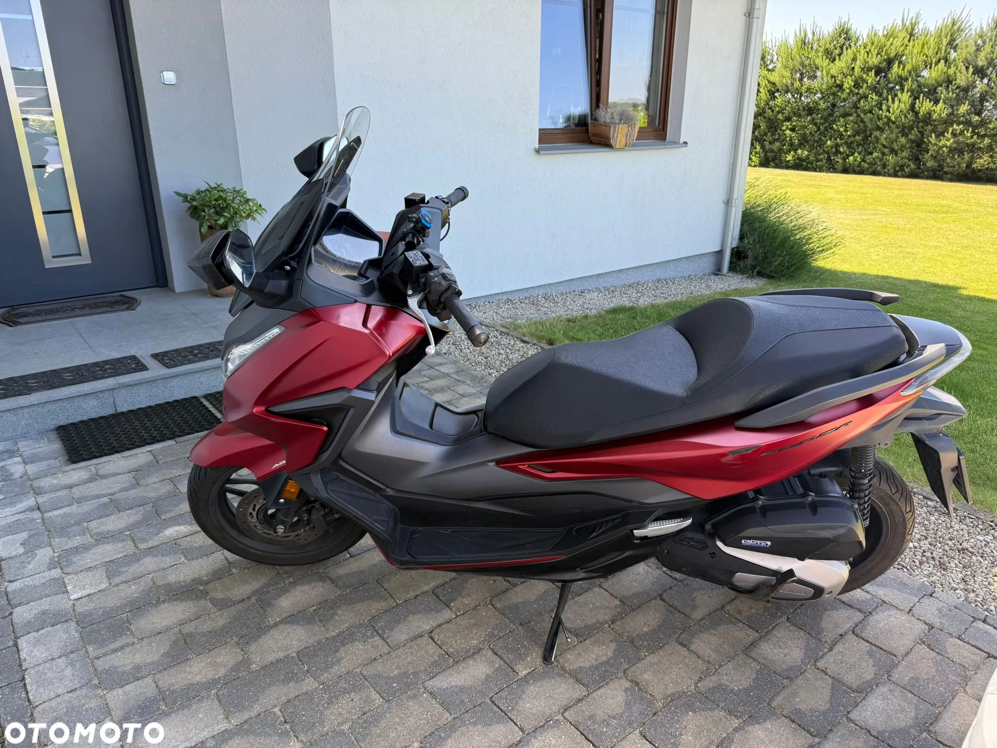 Honda NSS - 11