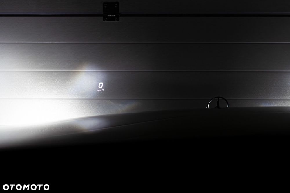 Mercedes-Benz Klasa E 220 d 9G-TRONIC - 25