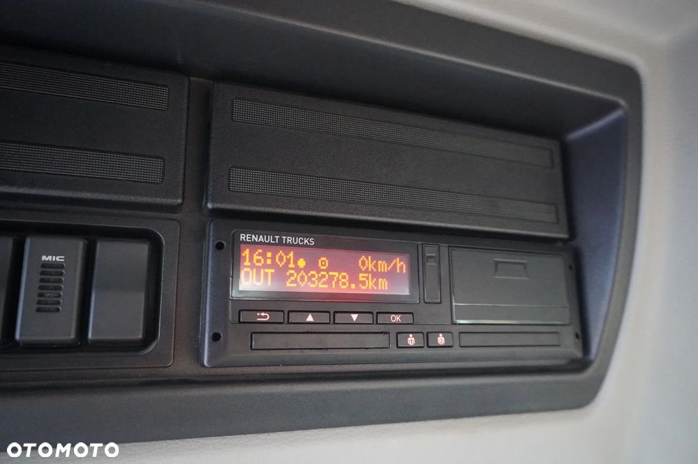 Renault C280 DTI 8 / HDS Fassi 5,6 t / Zasięg 8 m / Platforma 15 EPAL - 27