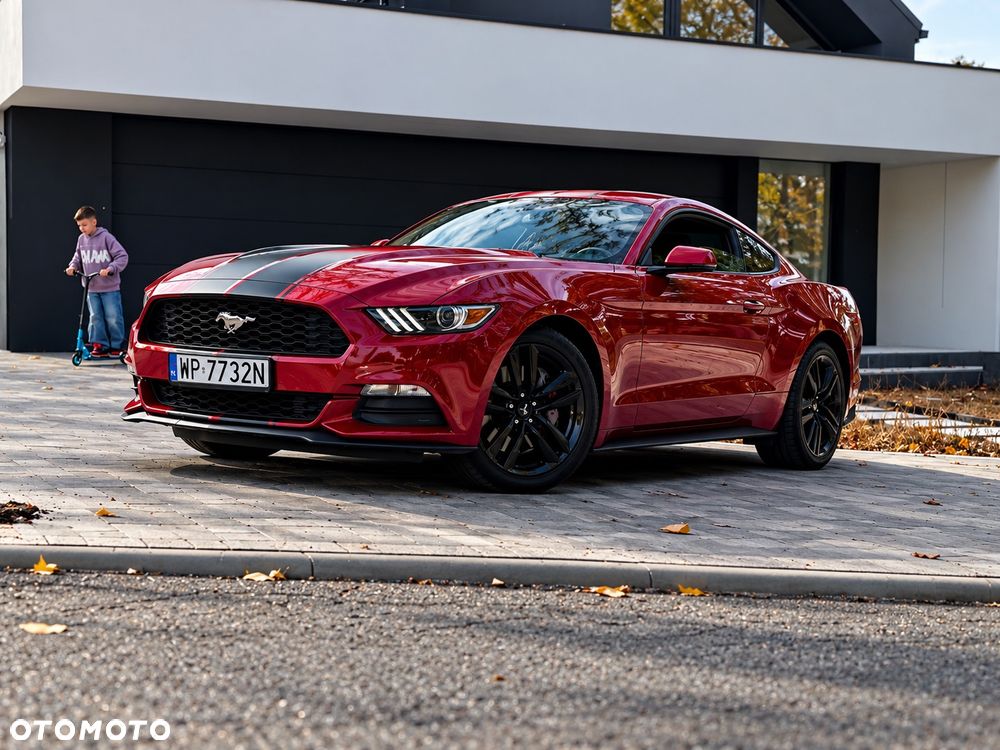 Ford Mustang 2.3 EcoBoost - 26