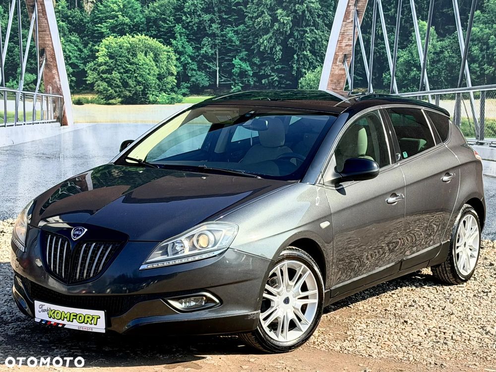 Lancia Delta 1.4 T-Jet 16v Oro - 3