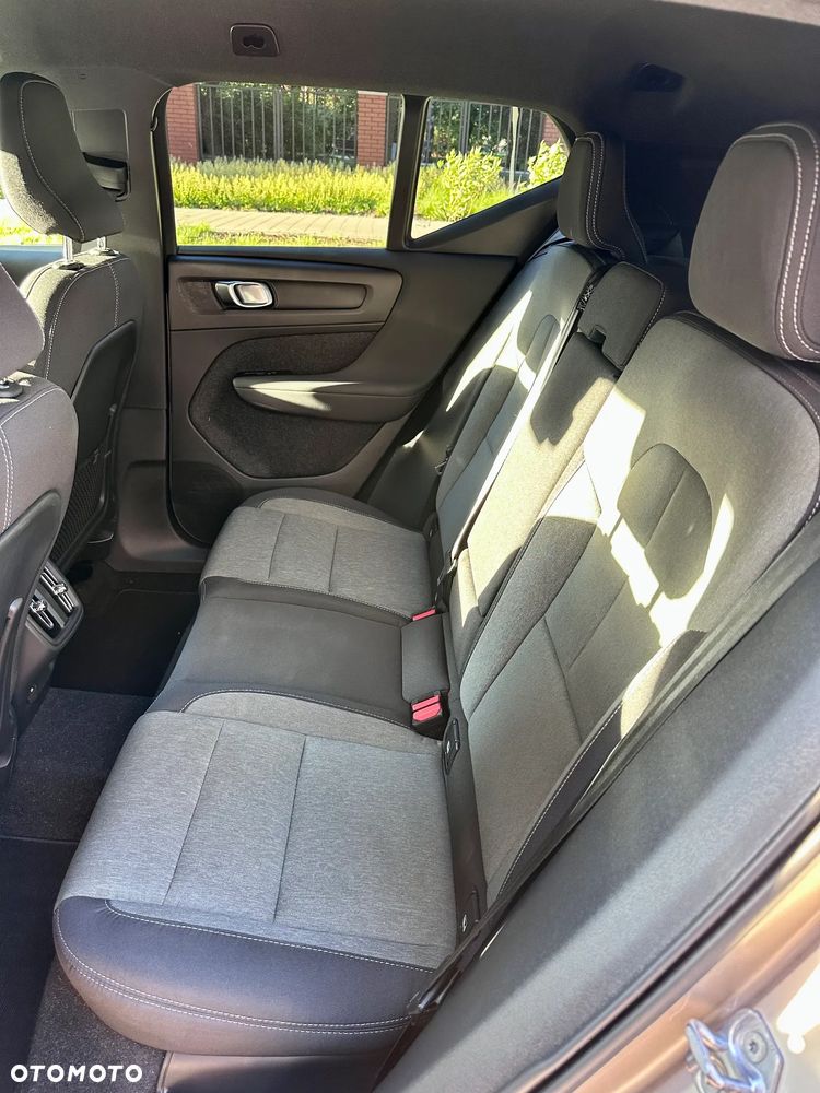 Volvo XC 40 B3 Core - 13