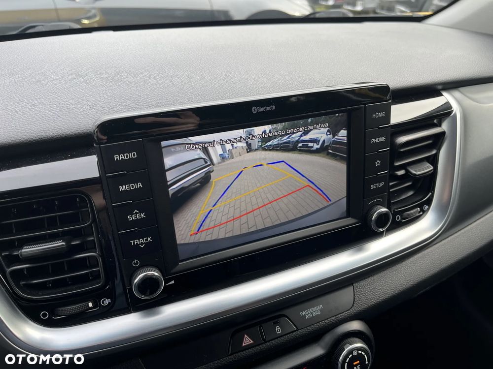 Kia Stonic 1.0 T-GDI L - 22