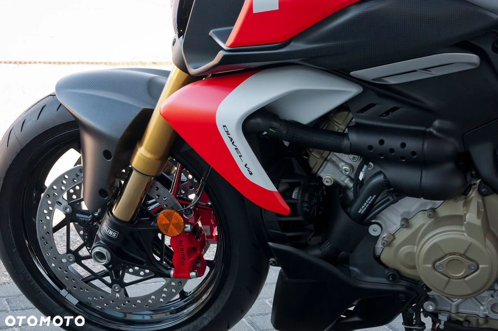 Ducati Diavel - 16