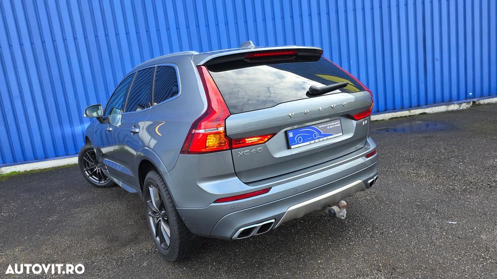 Volvo XC 60 B4 MHEV AT8 FWD Momentum Pro - 4