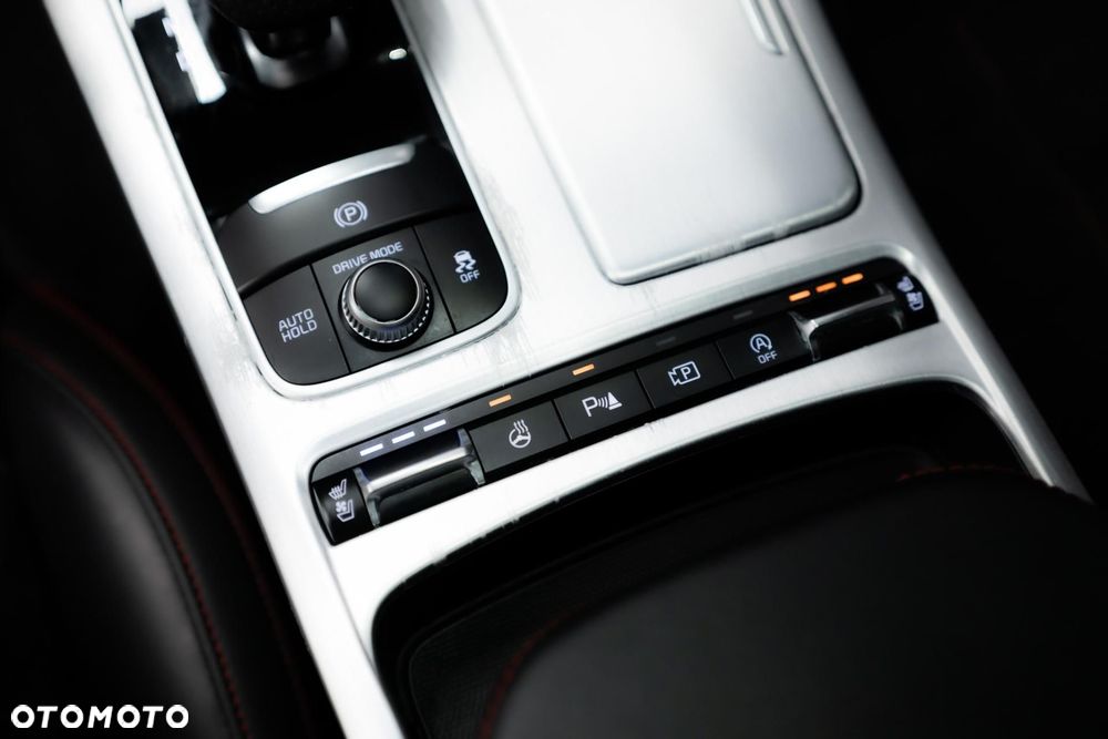 Kia Stinger 3.3 T-GDI V6 GT AWD - 24