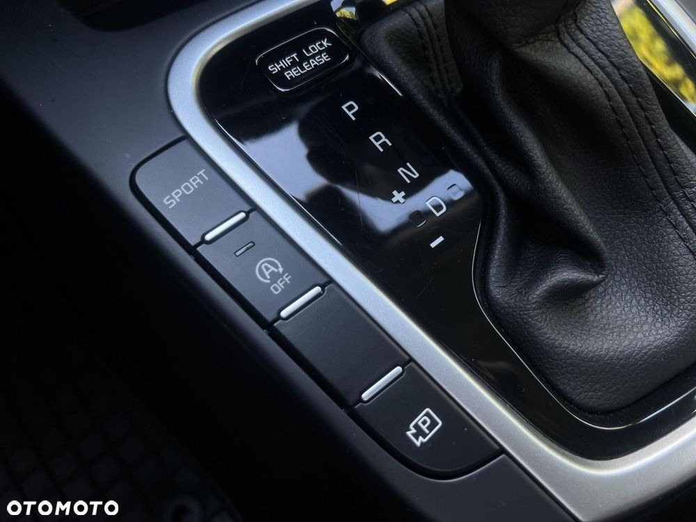 Kia Ceed 1.5 T-GDI M DCT - 21