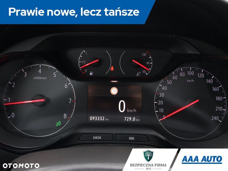 Opel Crossland X - 12