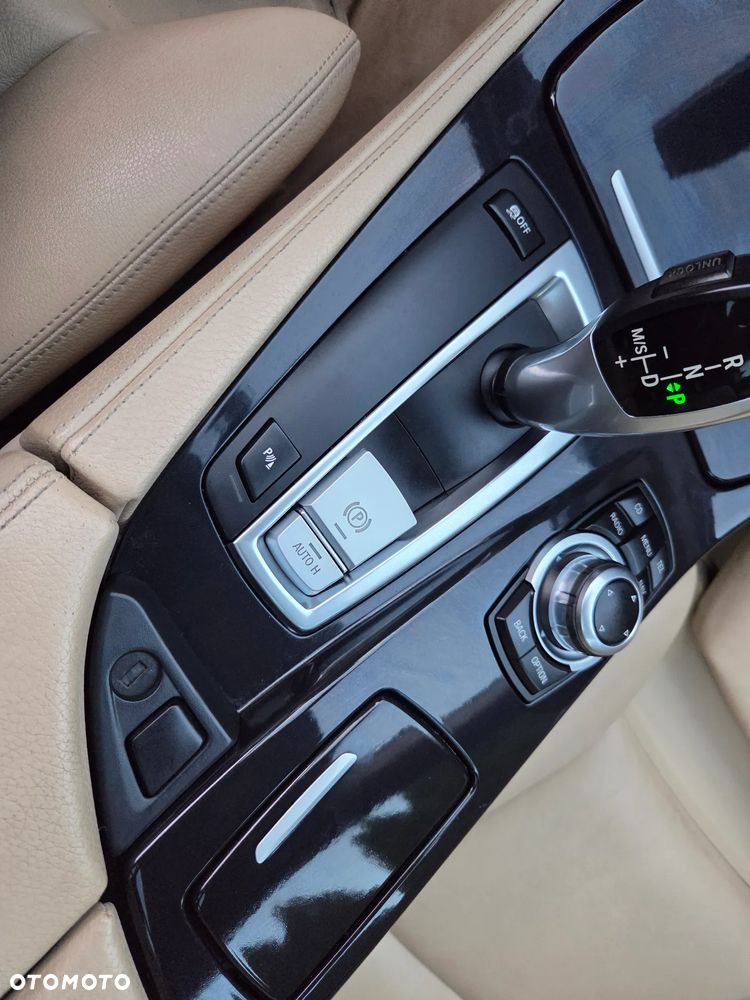 BMW Seria 5 535i Luxury Line - 18