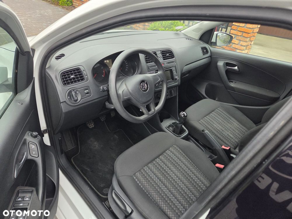 Volkswagen Polo - 5