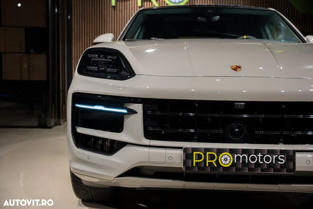 Porsche Cayenne Coupe - 11