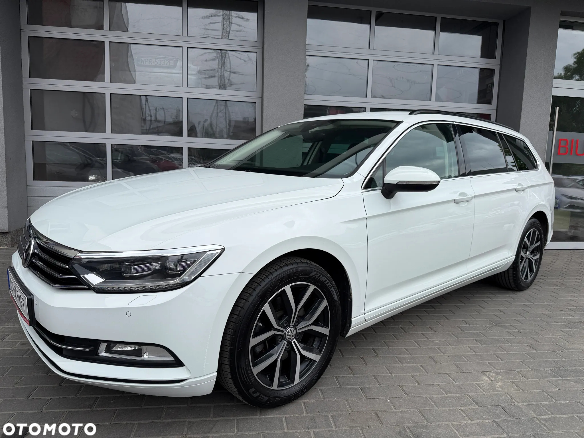 Volkswagen Passat 1.8 TSI BMT Comfortline - 3