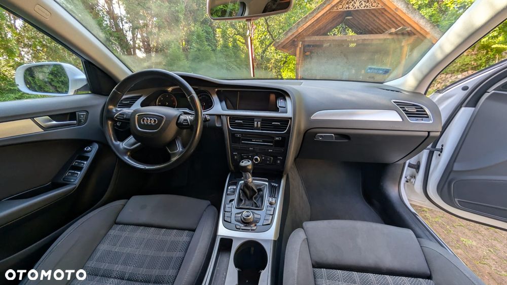 Audi A4 Avant 2.0 TDI - 6
