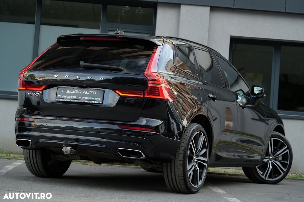Volvo XC 60 D5 AWD Geartronic RDesign - 31