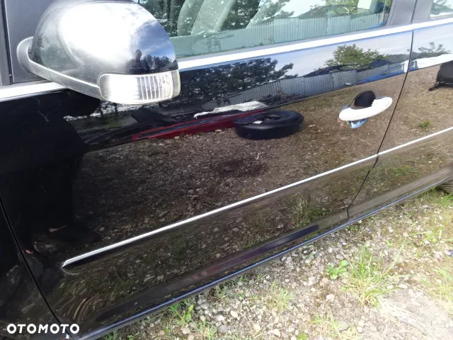 Prawe przednie drzwi VW Touran ,LC9Z - 2