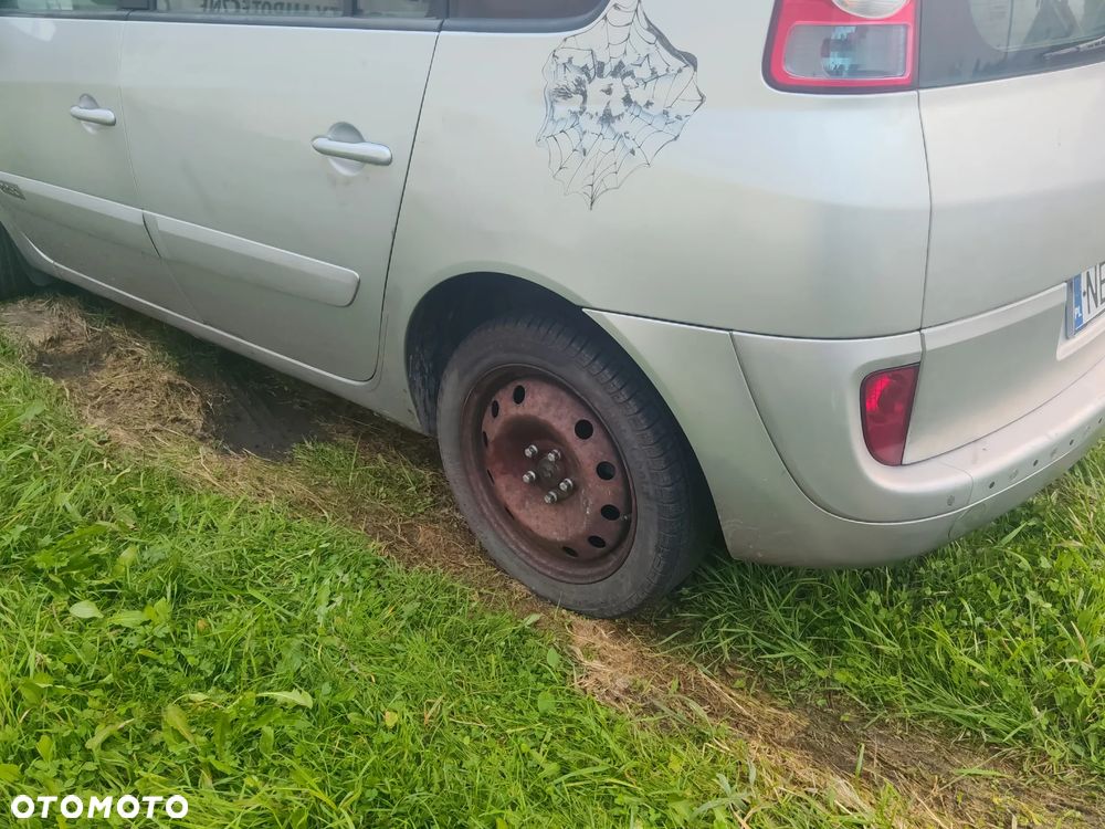 Renault Espace 2.2 dCi Expression - 7