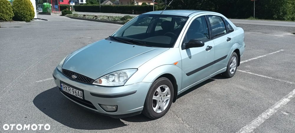 Ford Focus 1.6 X100 - 1
