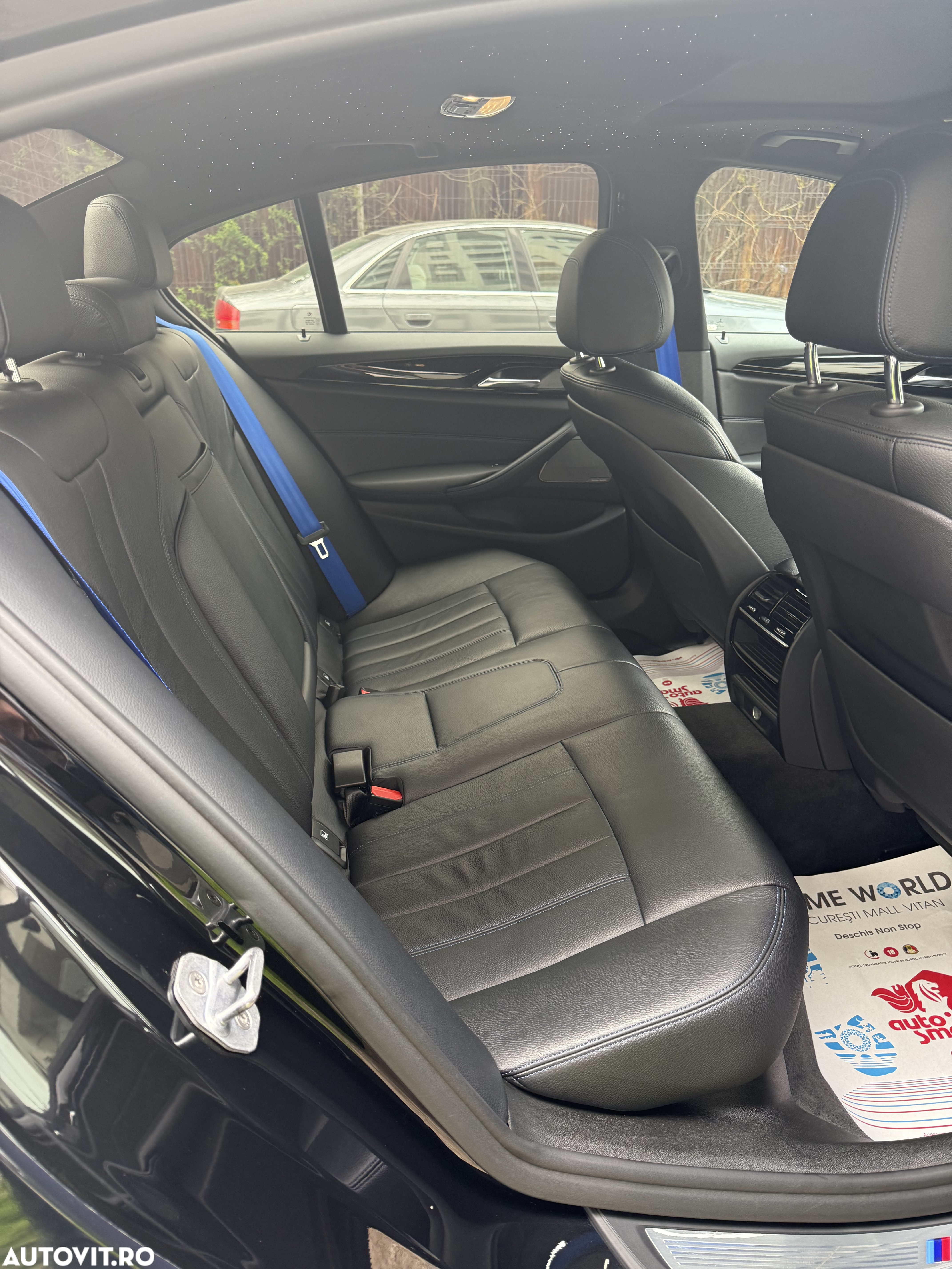 BMW Seria 5 520i AT - 9