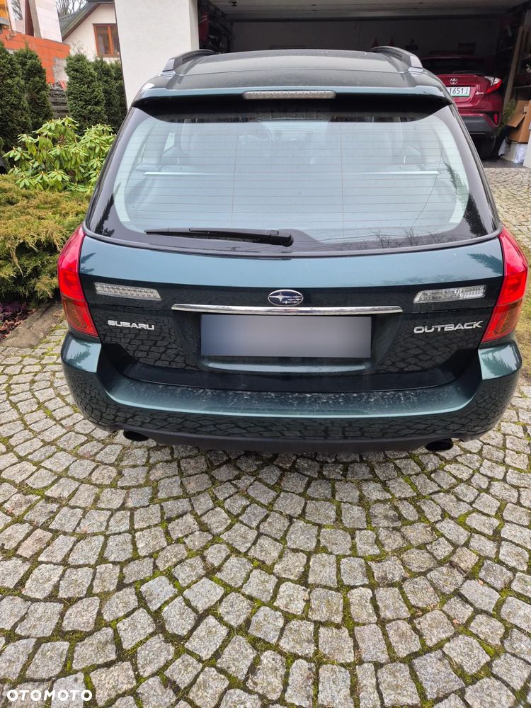 Subaru Legacy 2.5i MT - 9
