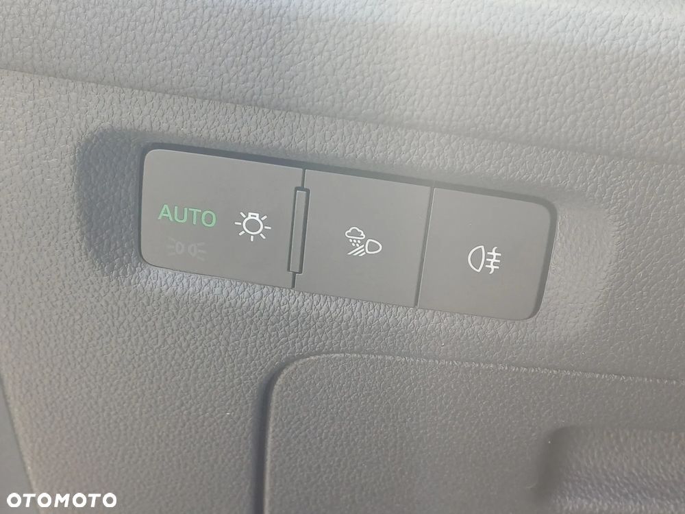 Skoda Octavia 1.5 TSI Drive Selection - 23