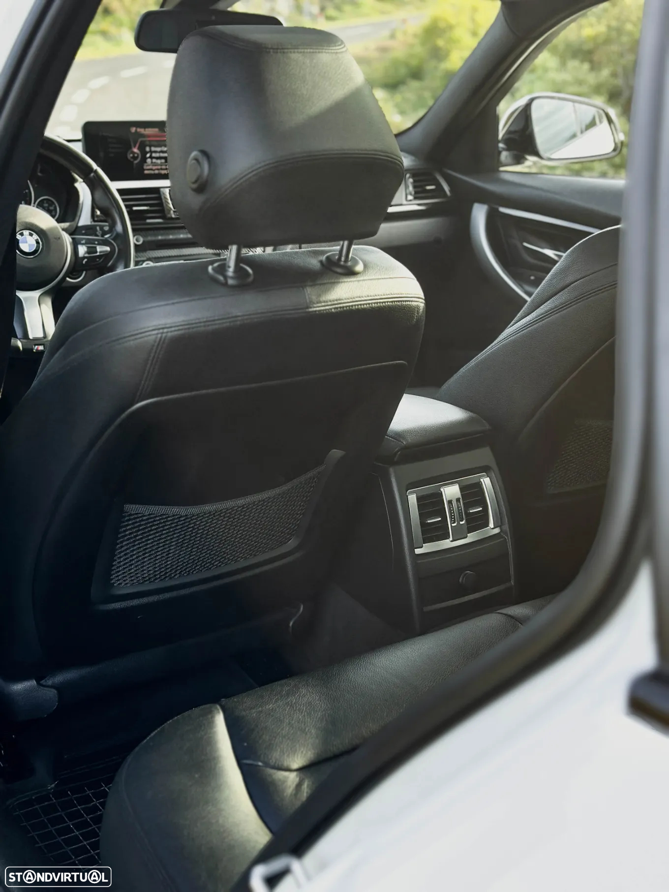 BMW 320 d Touring Pack M - 13
