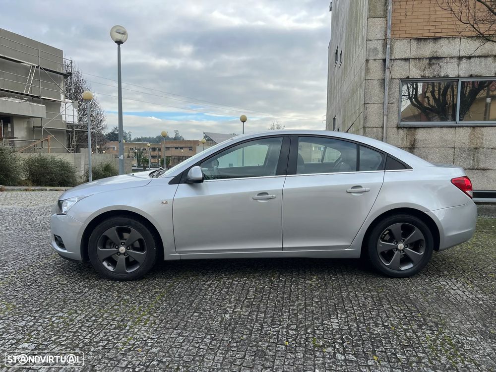 Chevrolet Cruze 2.0 VCDi LT - 1