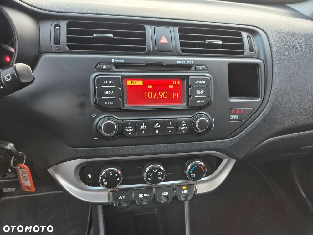 Kia Rio 1.1 CRDI Spirit - 34