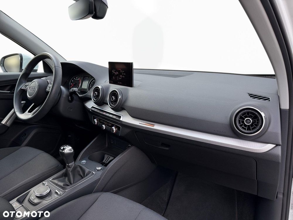 Audi Q2 30 TFSI - 25