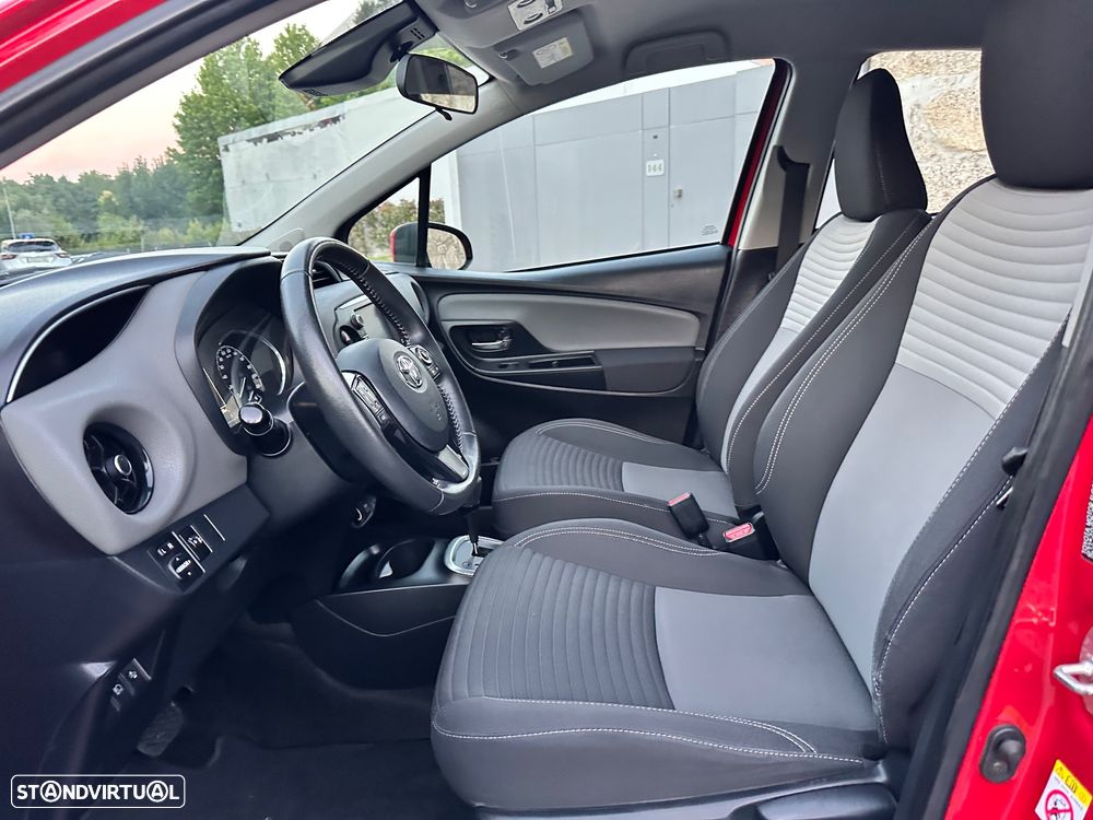 Toyota Yaris 1.5 HSD Active - 26