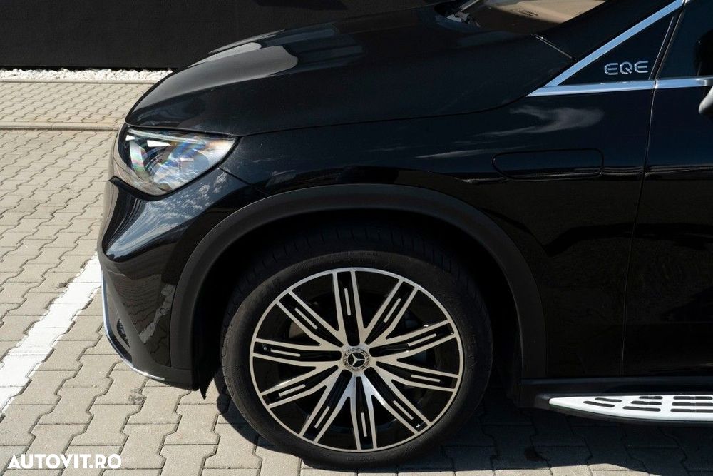 Mercedes-Benz EQE - 34