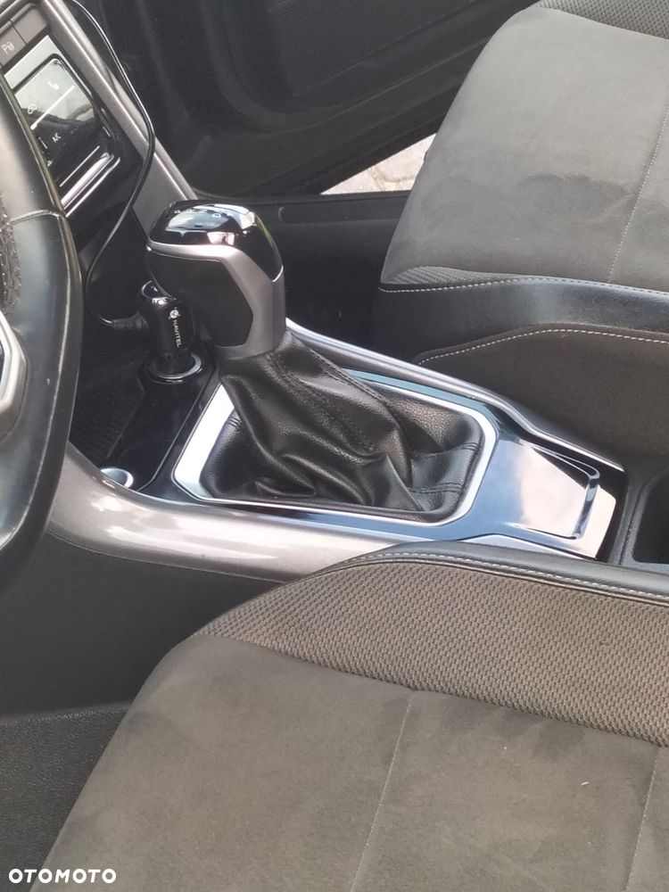 Volkswagen T-Roc 1.5 TSI Style DSG - 16
