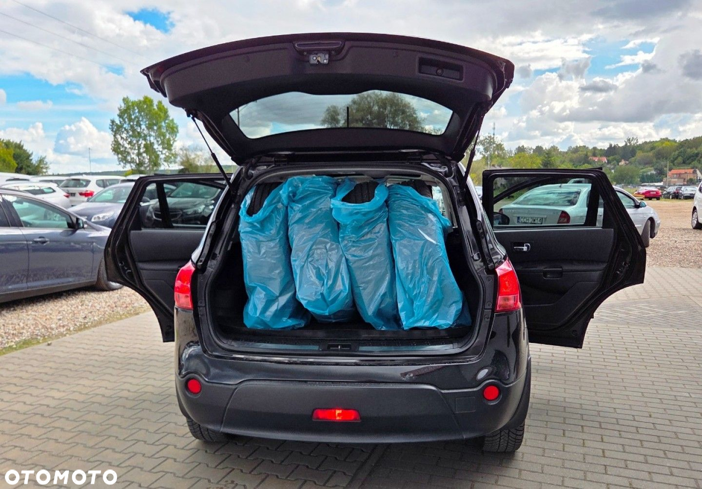 Nissan Qashqai+2 - 33