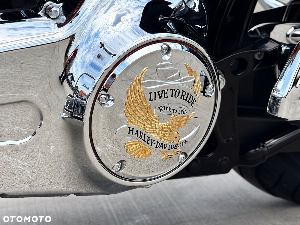 Harley-Davidson Softail Heritage Classic - 36