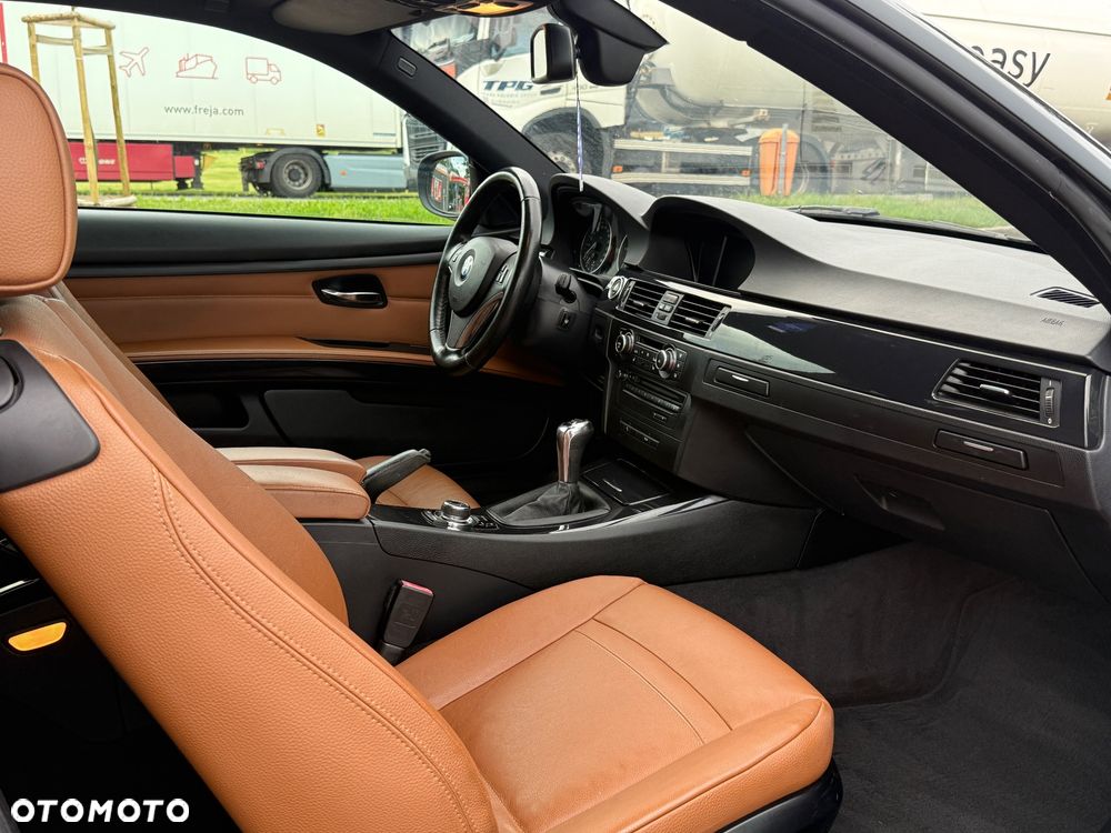 BMW Seria 3 320d Edition Exclusive - 6
