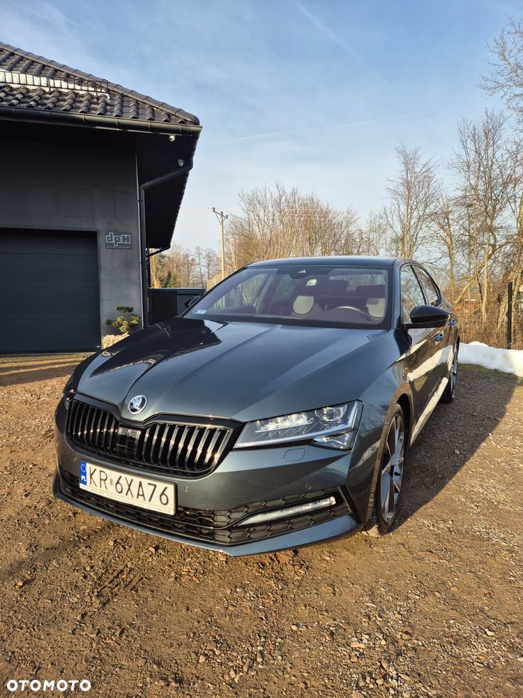 Skoda Superb 2.0 TSI Sportline DSG - 4